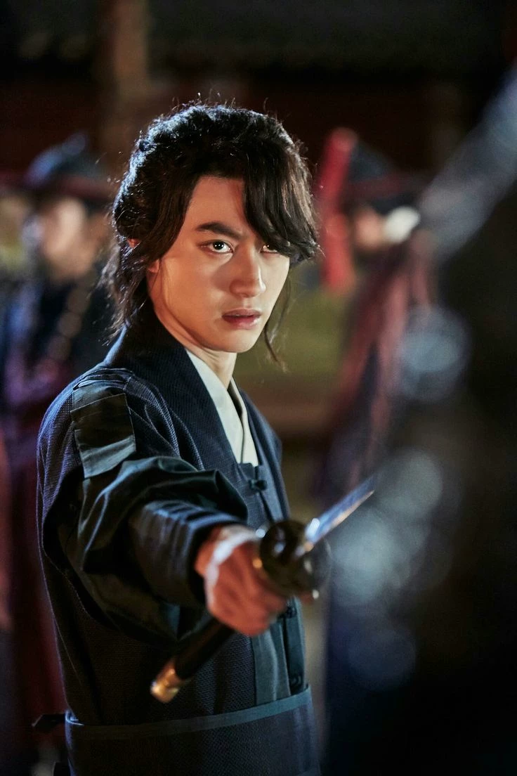 Kwak Dong-Yeon thumbnail