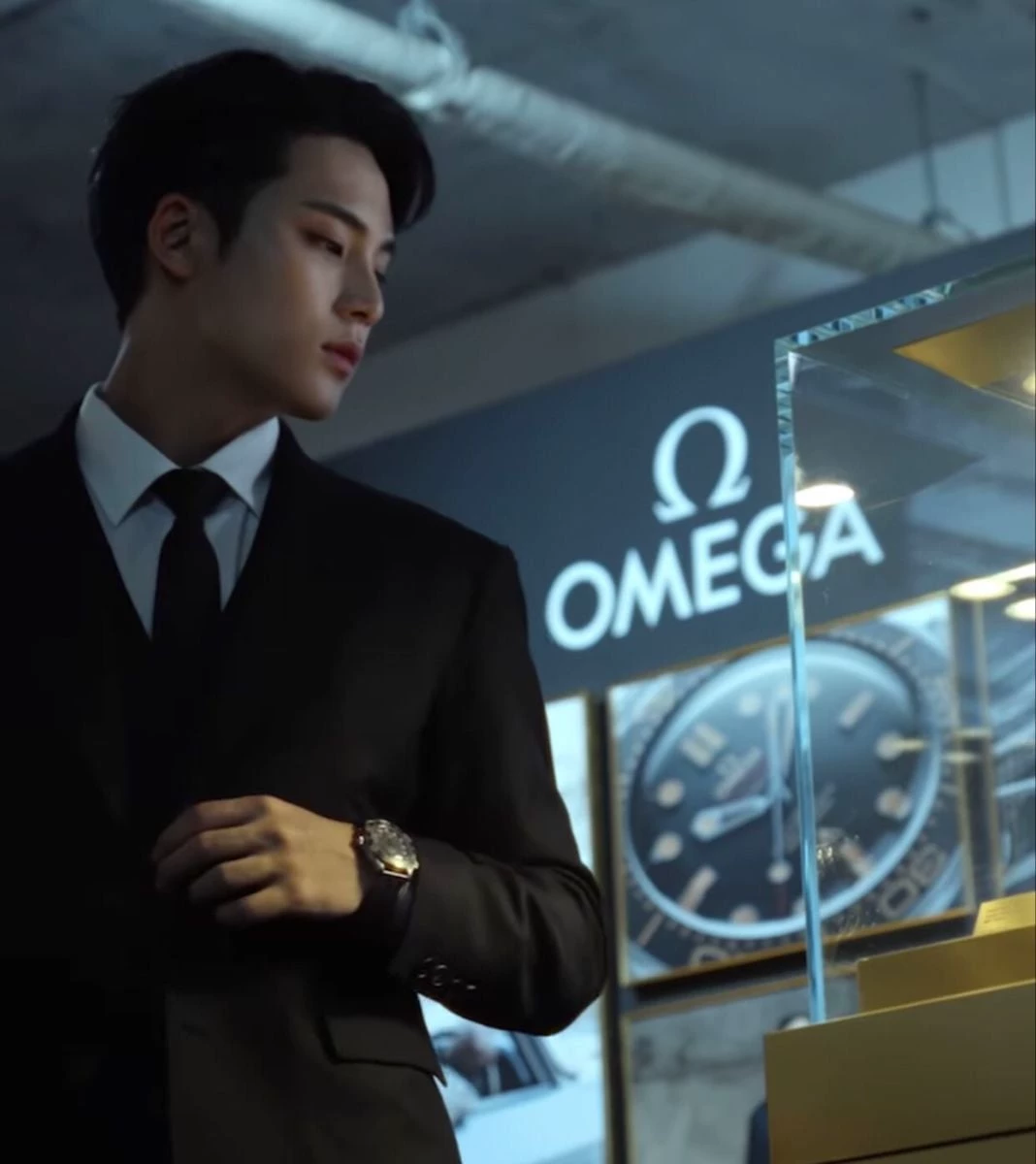 Kim Mingyu thumbnail