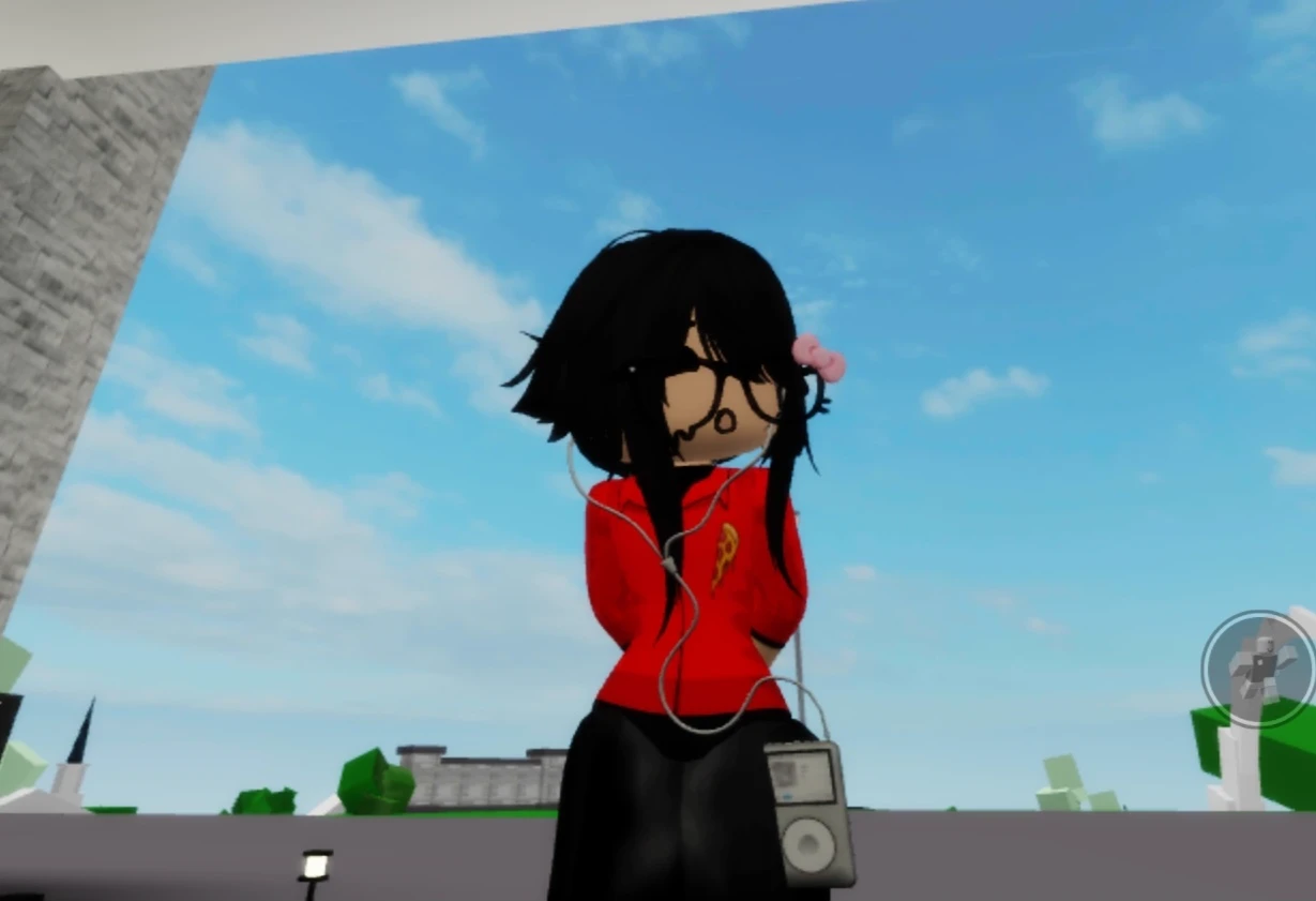 Anjella 🍕 thumbnail