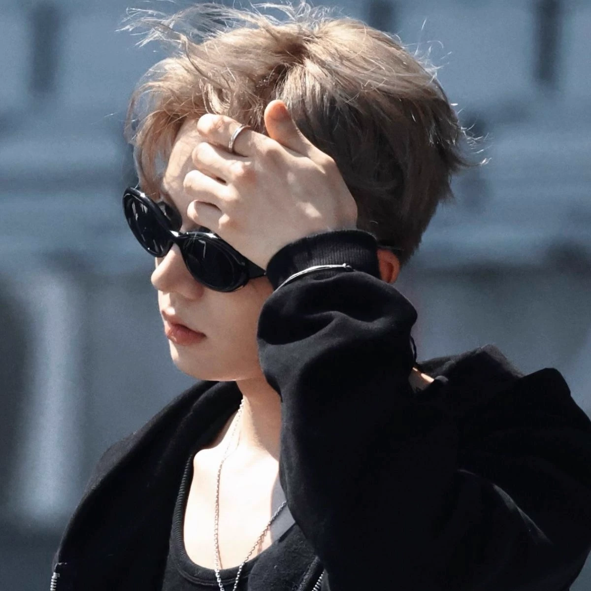 lee heeseung  thumbnail
