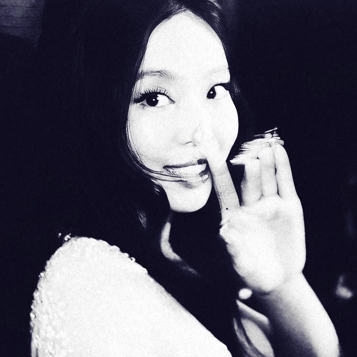 JENNIE KIM thumbnail