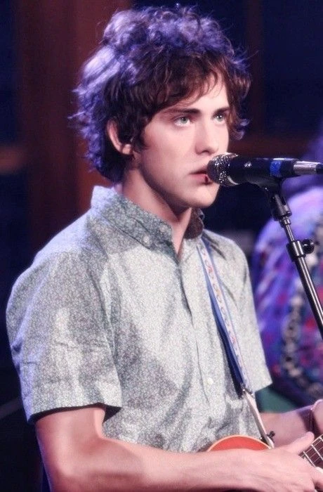 Andrew Vanwyngarden thumbnail