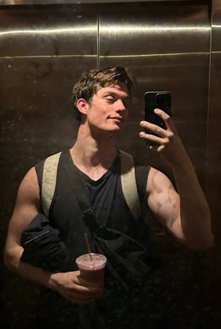 Nicolas Galitzine thumbnail