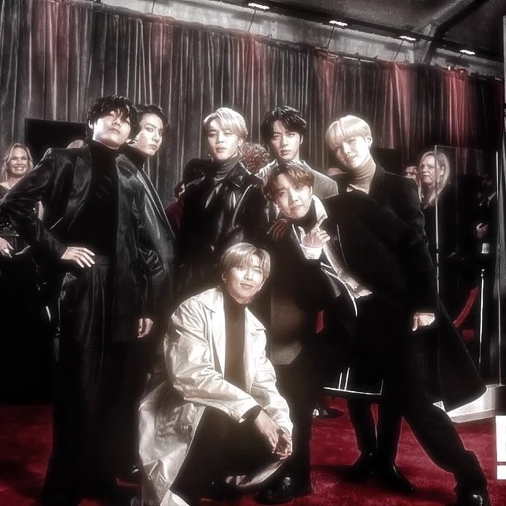 BTS ❤️‍🔥 thumbnail