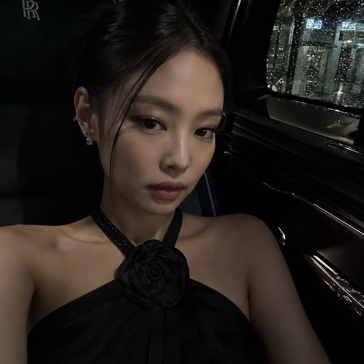 jennie thumbnail