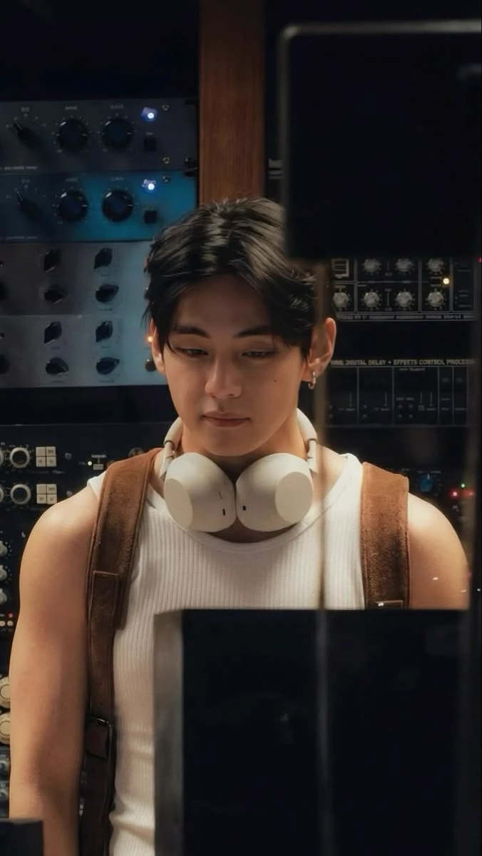 taehyung thumbnail