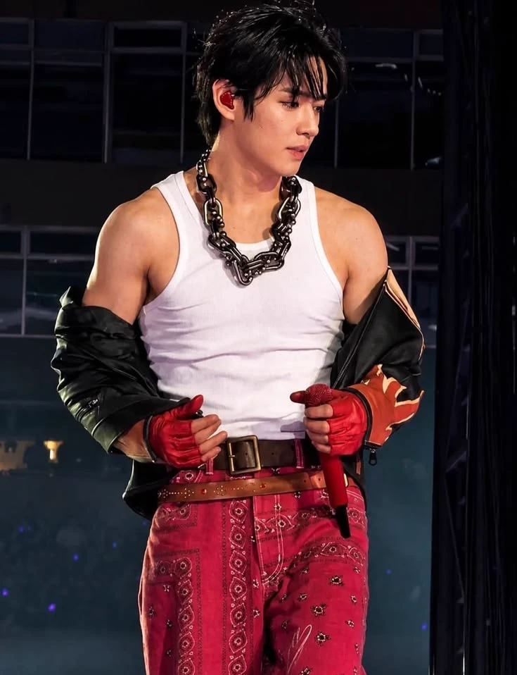 Kim Taehyung thumbnail