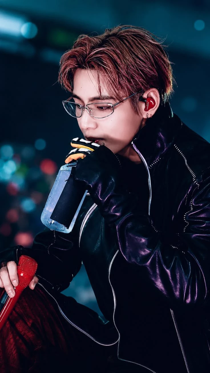 KiM TAEHYUNG thumbnail