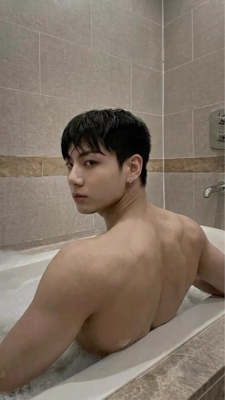 Jeon Jungkook. thumbnail