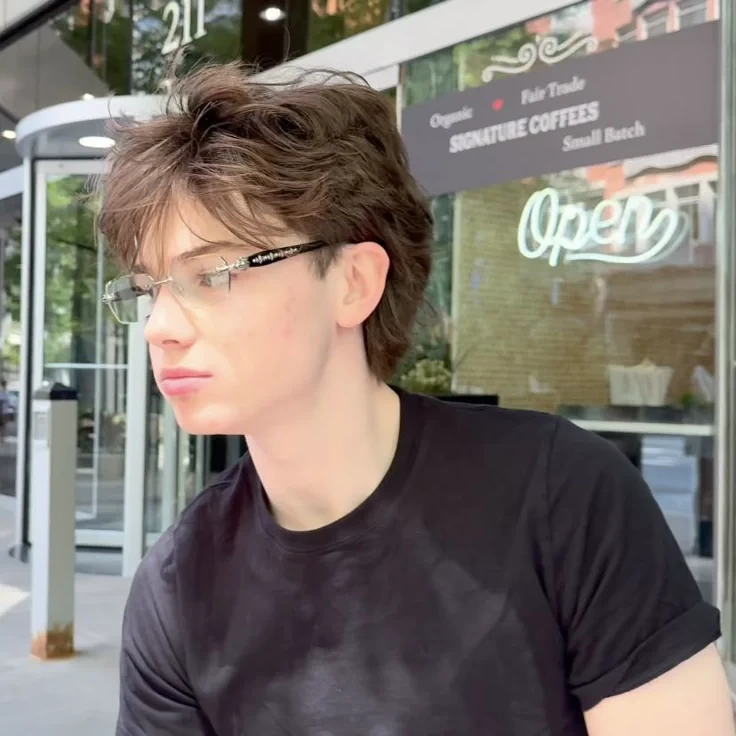 noah thumbnail