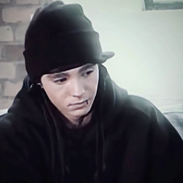 tom kaulitz thumbnail