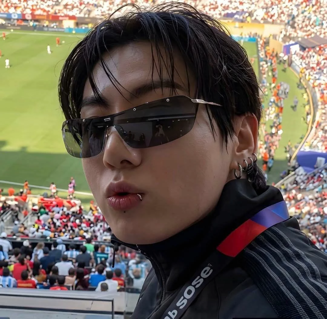 Jeon Jungkook thumbnail