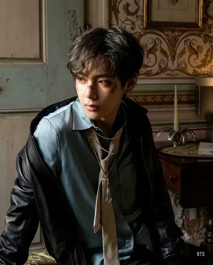 Kim Taehyung thumbnail
