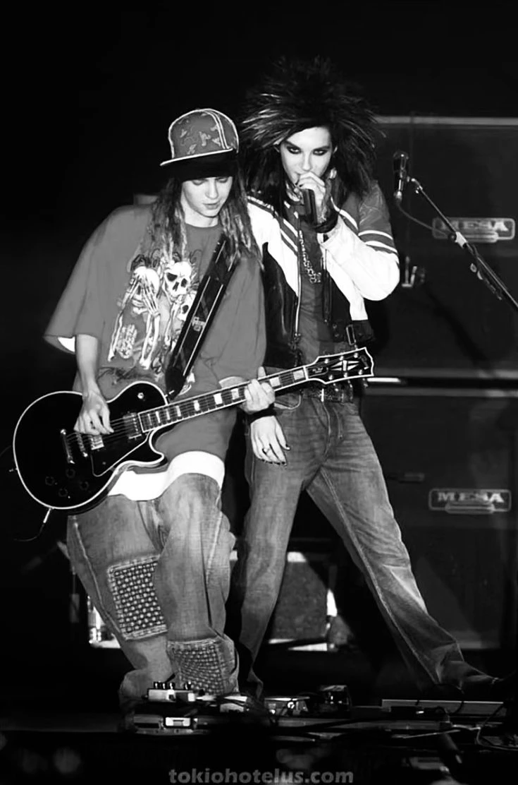 Tom and Bill Kaulitz thumbnail