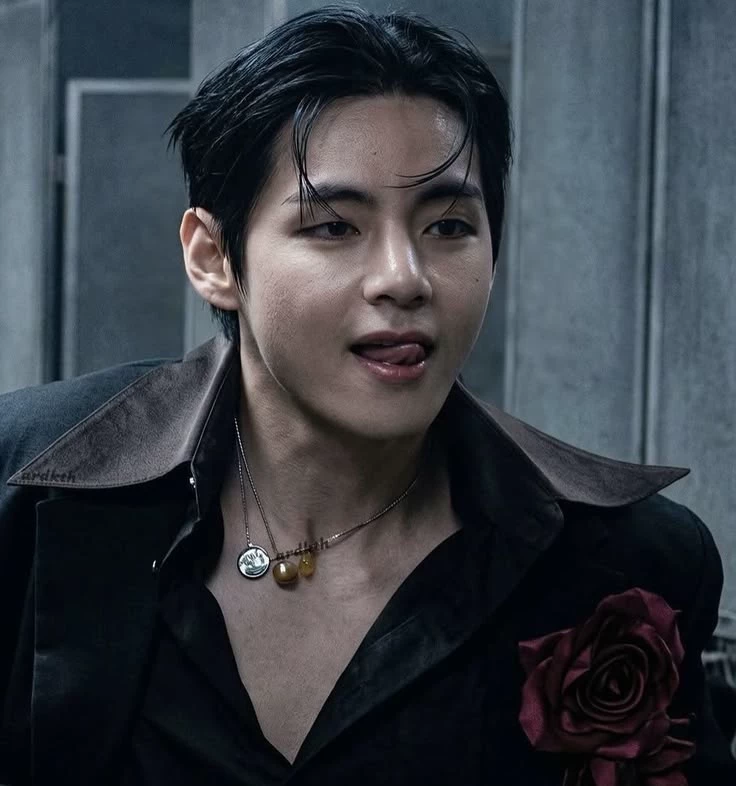 Kim Taehyung  thumbnail