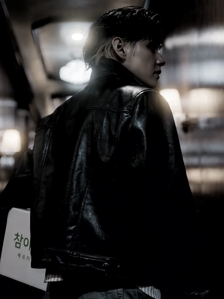 Kim Taehyung thumbnail
