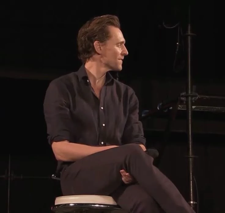 Tom Hiddleston thumbnail