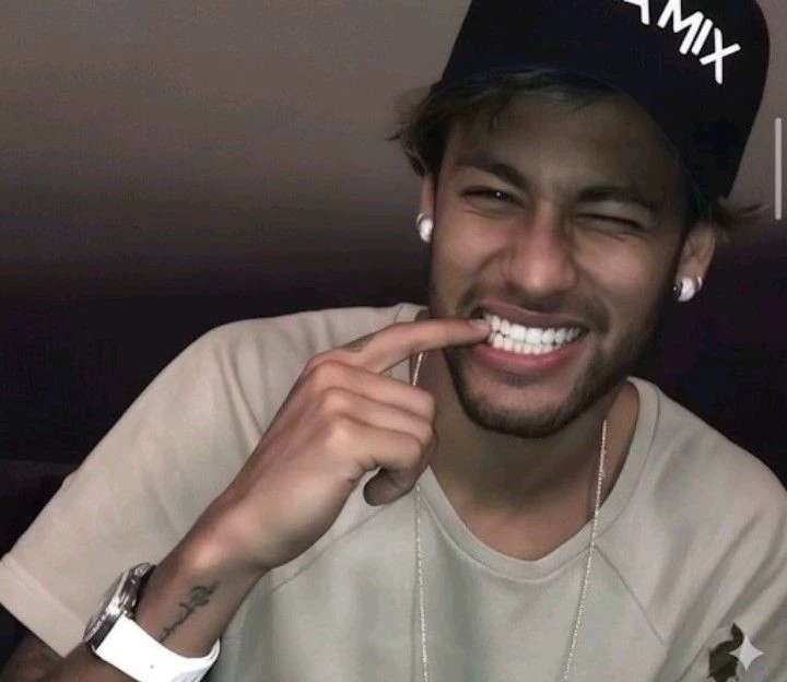 Neymar Jr. - Noisy neighbor thumbnail