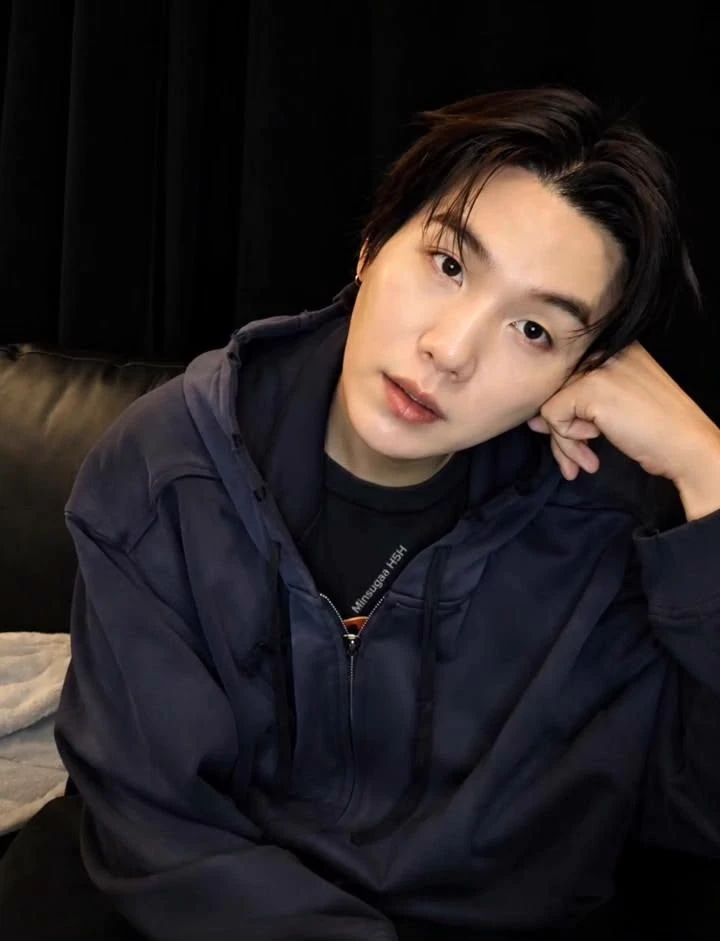 YOONGI Idol from Guy's account, known  thumbnail