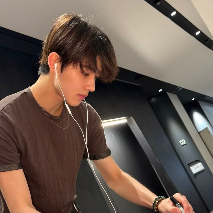 Eom Seonghyeon thumbnail