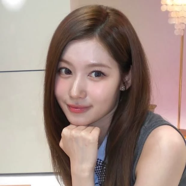 Sana Minatozaki thumbnail