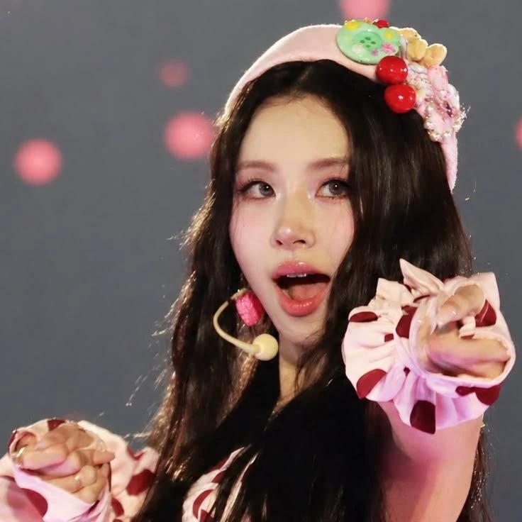 Chaeyoung thumbnail
