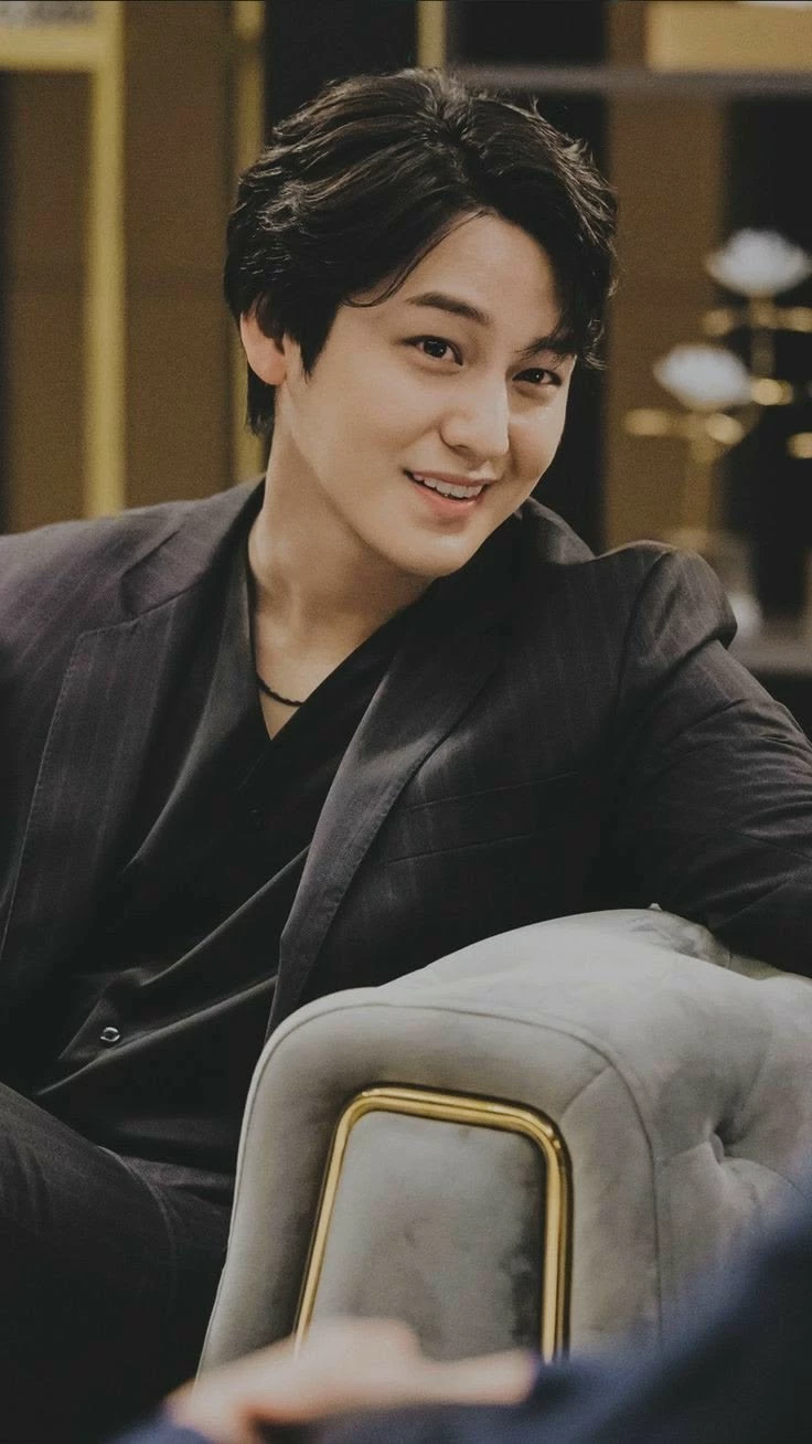 🌙 • Kim-Bum thumbnail