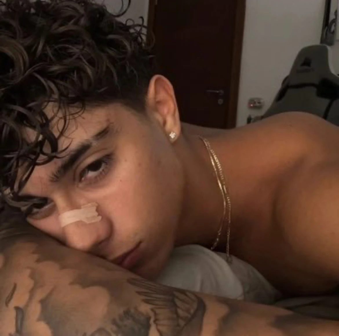 noah thumbnail