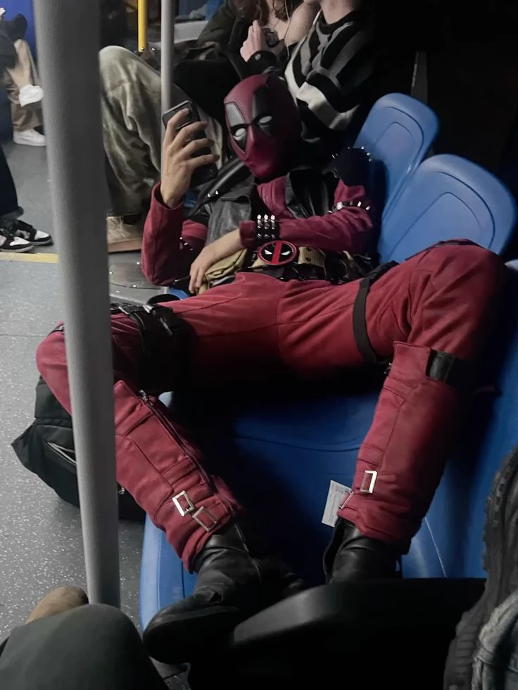 Deadpool — Wade Wilson thumbnail