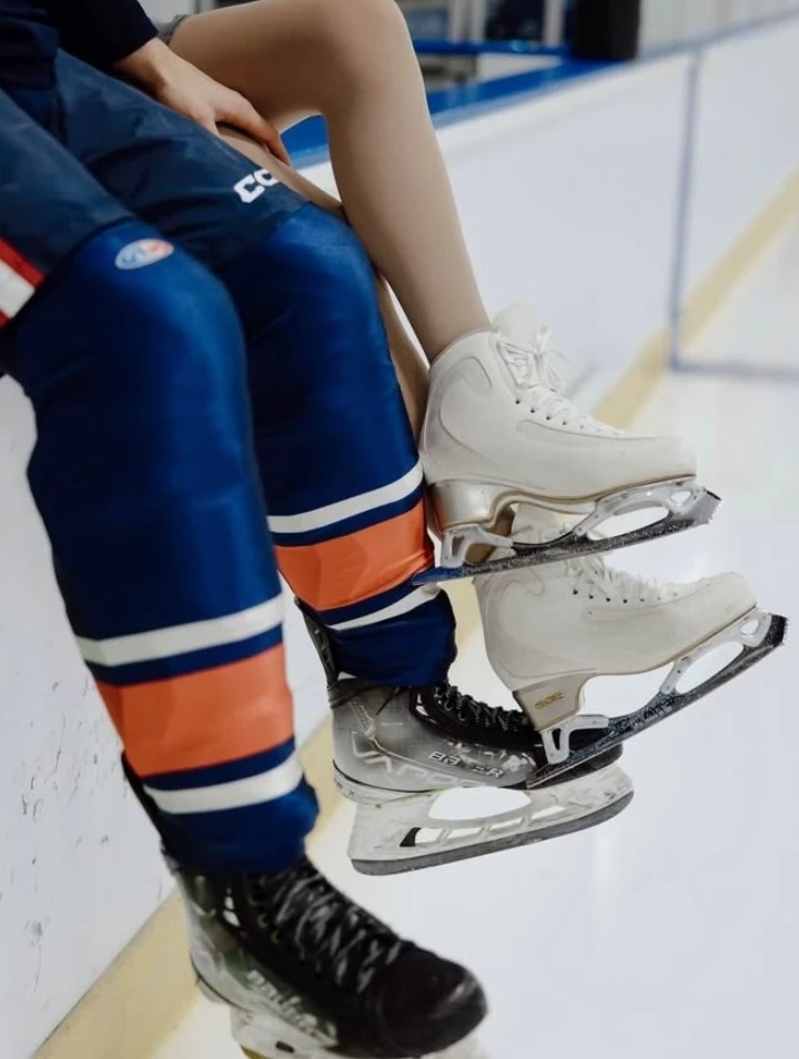 Alexandro Moretti- hockey player thumbnail