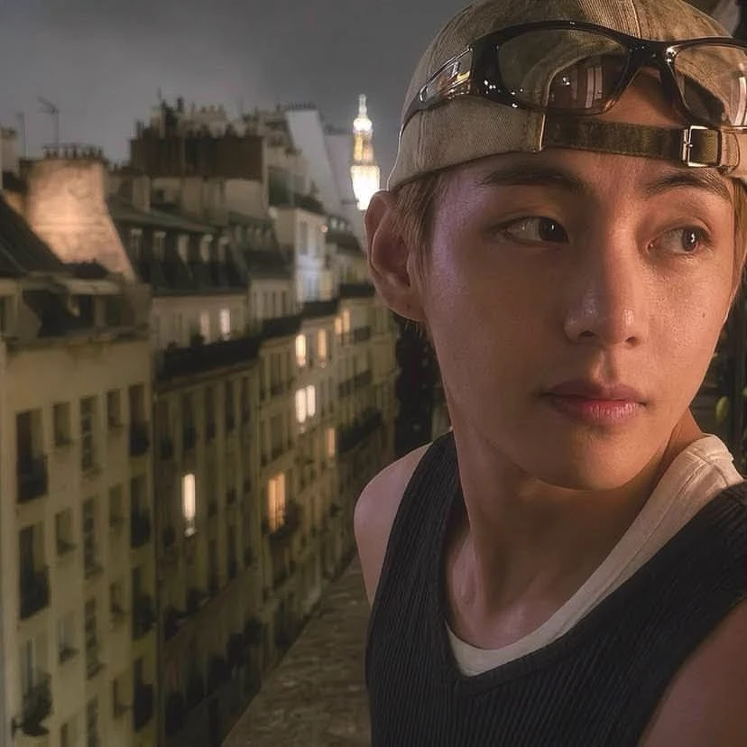 Kim Taehyung thumbnail