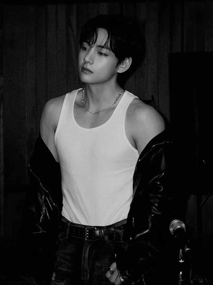 Kim Taehyung thumbnail