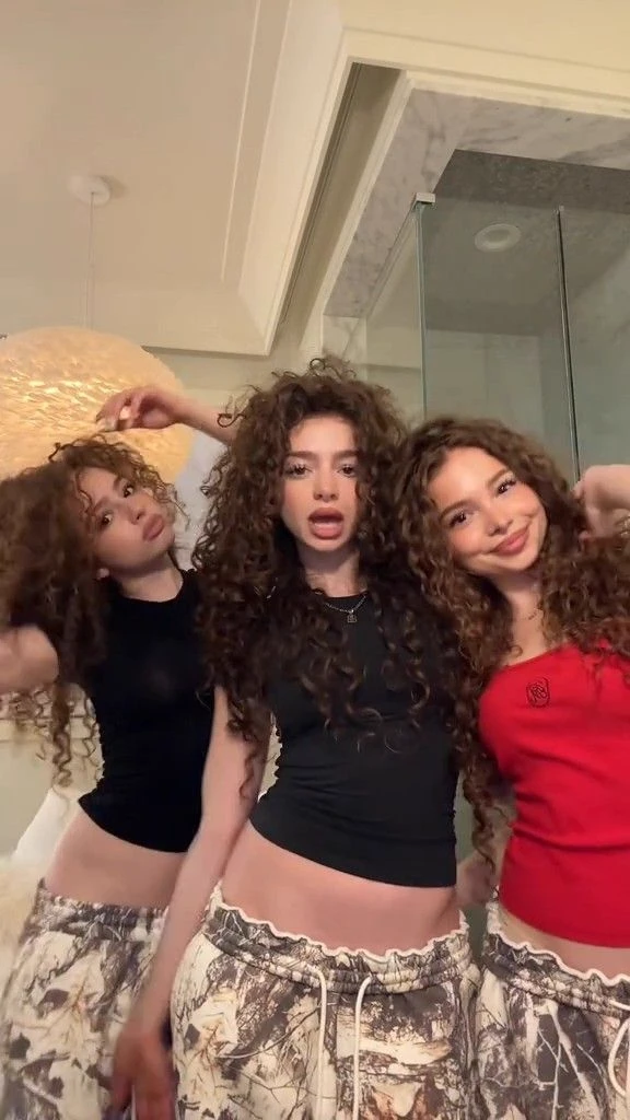 Kalogerias Sisters thumbnail