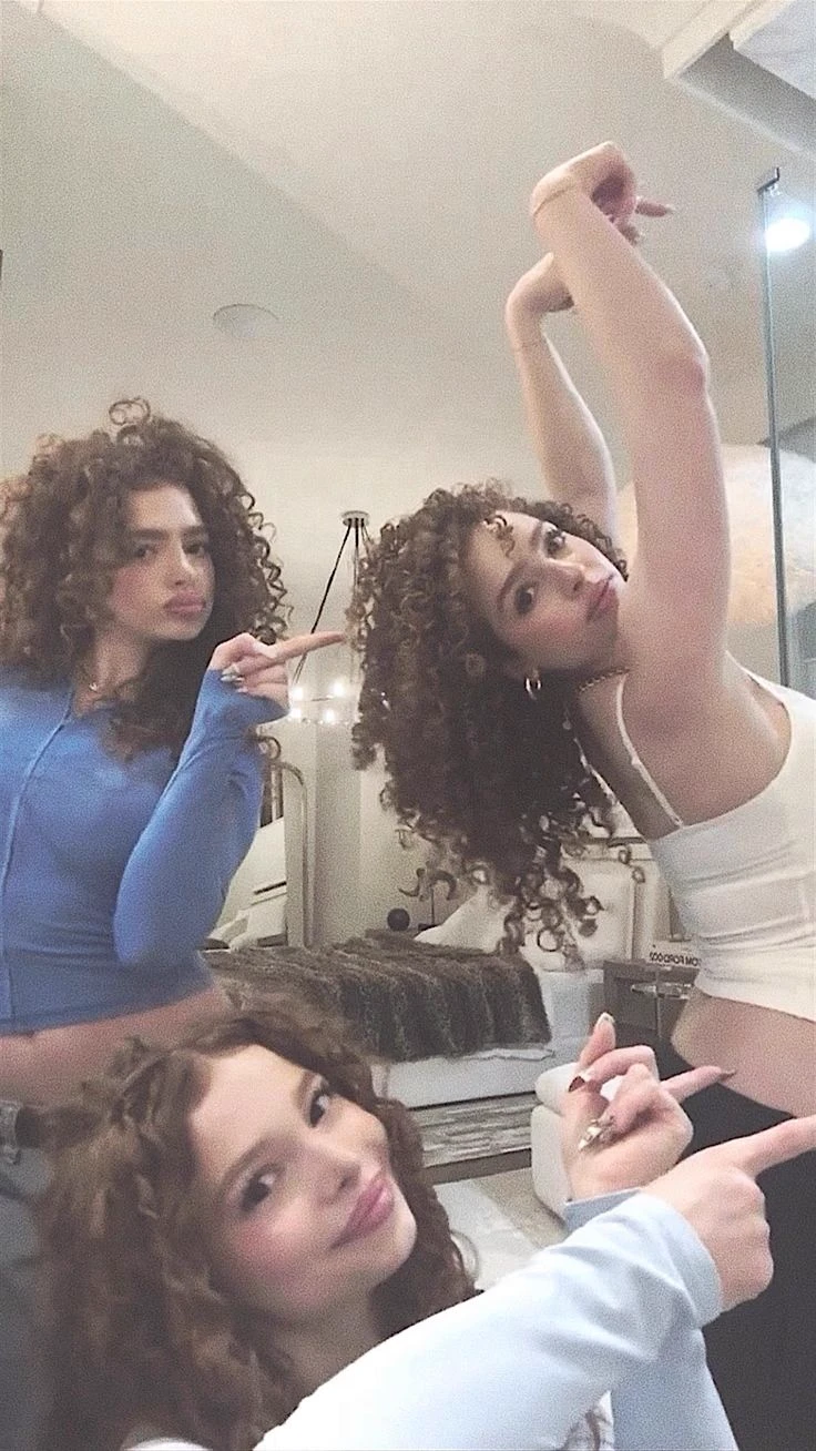 Kalogeria sisters thumbnail