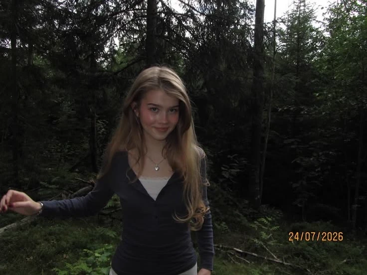 Juliette Kingston thumbnail