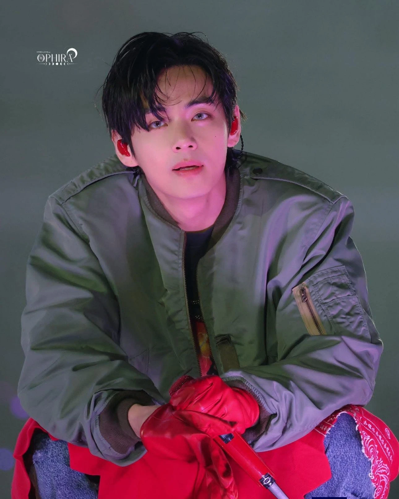 Kim Taehyung thumbnail