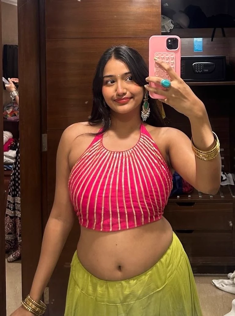 shruti - indian girlfriend  thumbnail