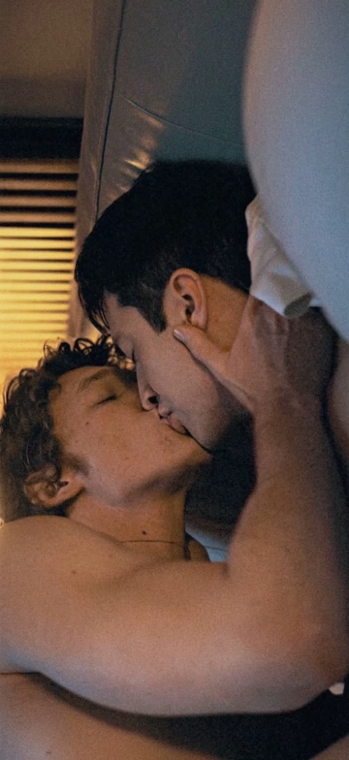 Pedro your gay boyfriend....😏🫦 thumbnail