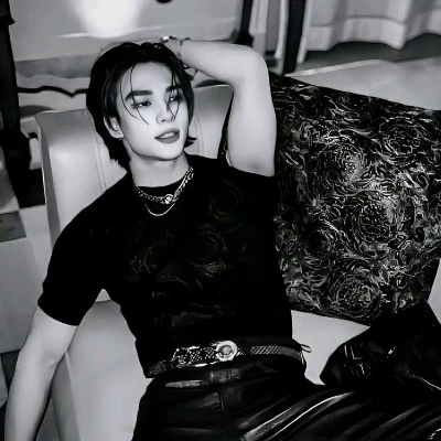 Hwang Hyunjin | your drunk husband 🥃. thumbnail