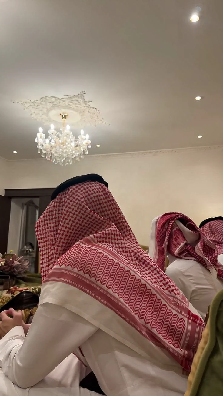 Kuwaiti family thumbnail