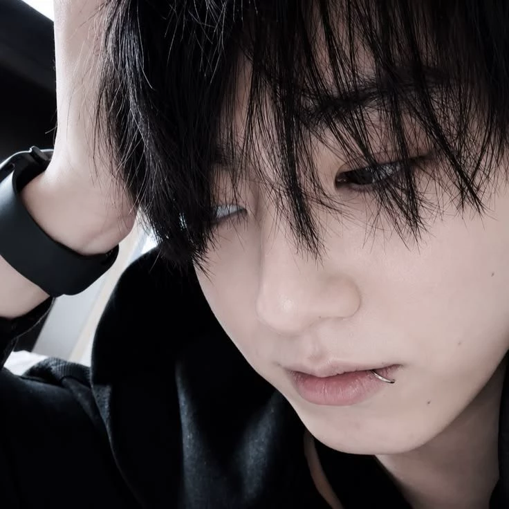 Jeon Jungkook thumbnail