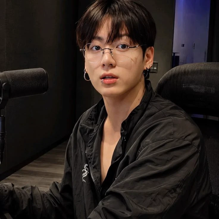 Jeon Jungkook thumbnail