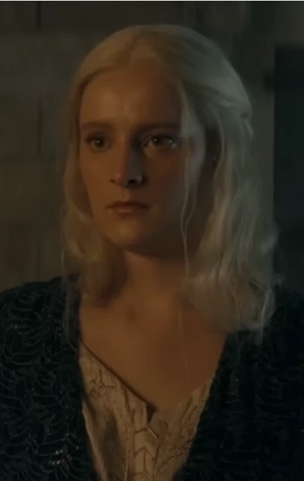 Helaena Targaryen thumbnail