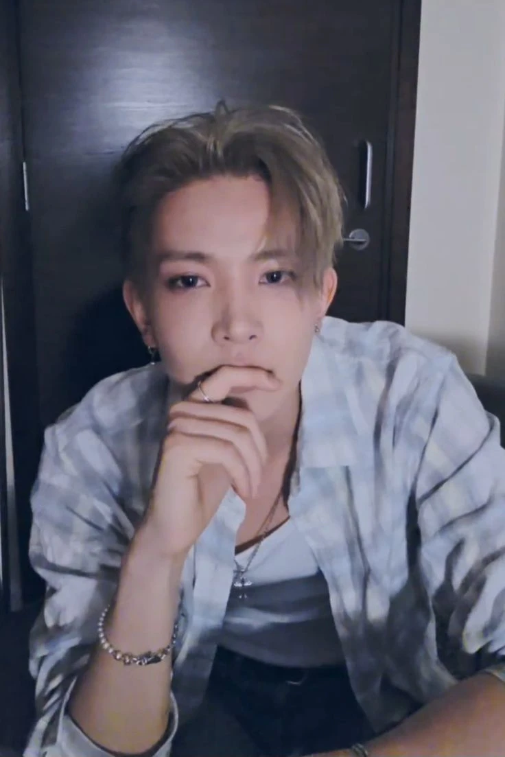 Heeseung thumbnail