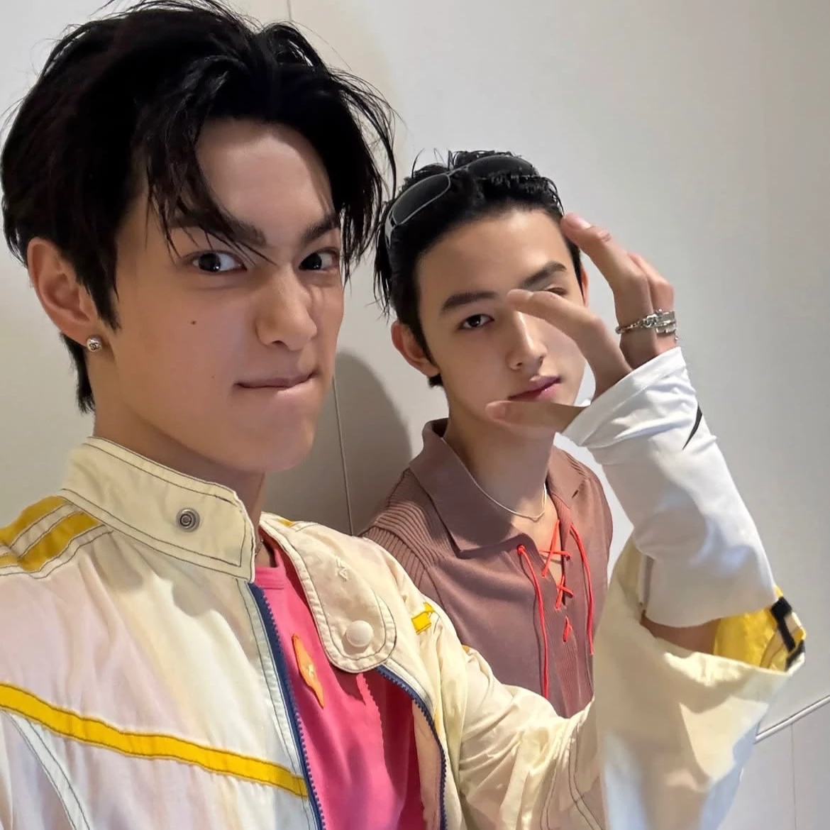 Keonhyeon(Keonho~) thumbnail