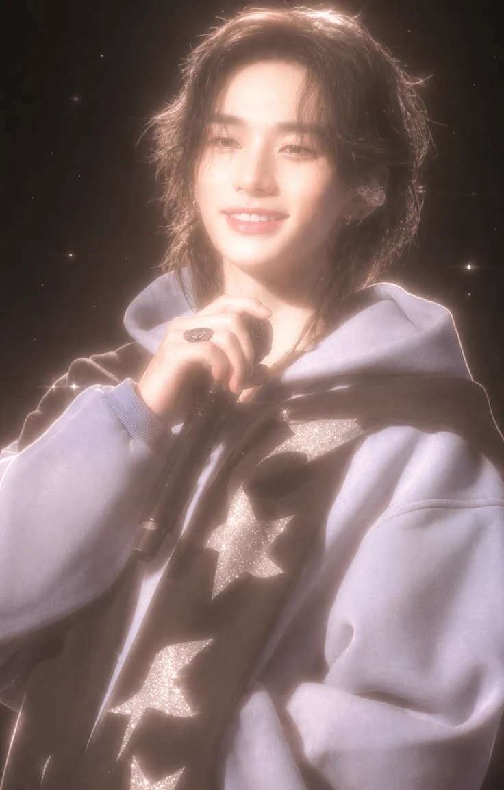 Hwang Hyunjin thumbnail