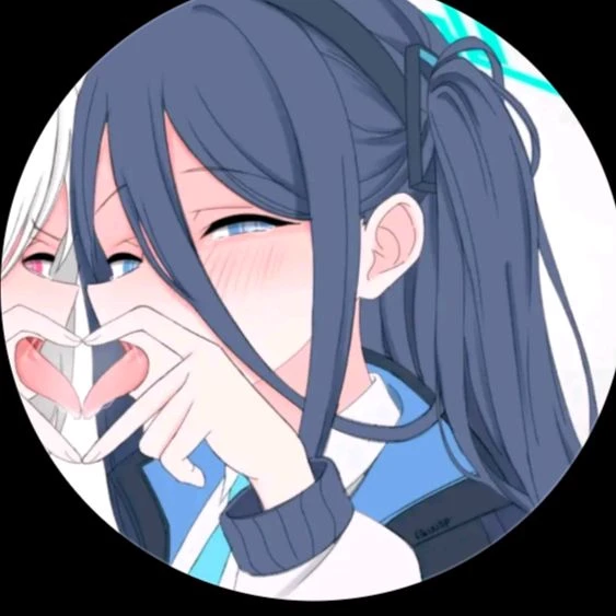 Your lesbian friends. Rúbill and Yessi thumbnail