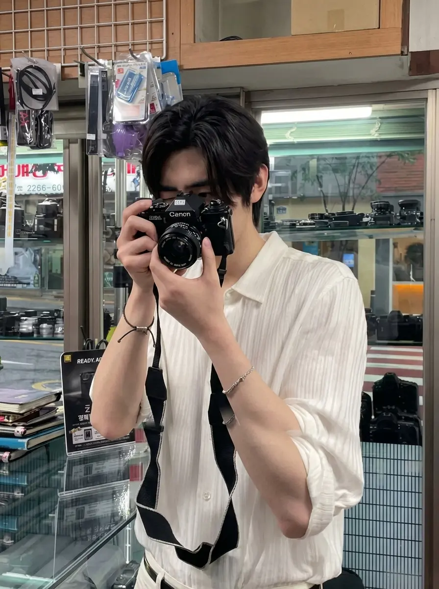 Sunghoon thumbnail