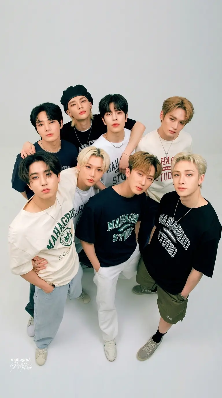 Stray kids thumbnail